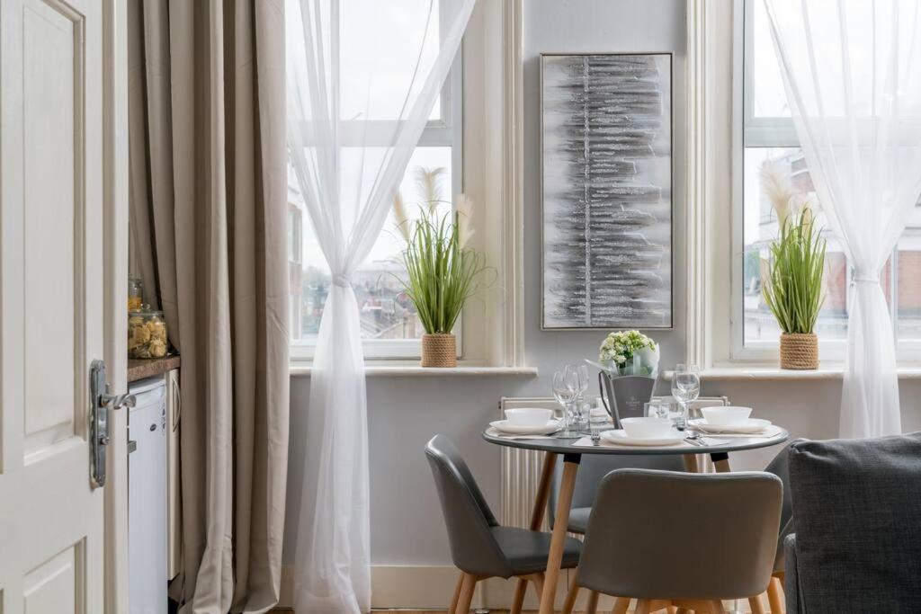 Cozy 1 Bed For 4 Paddington Leilighet London Eksteriør bilde